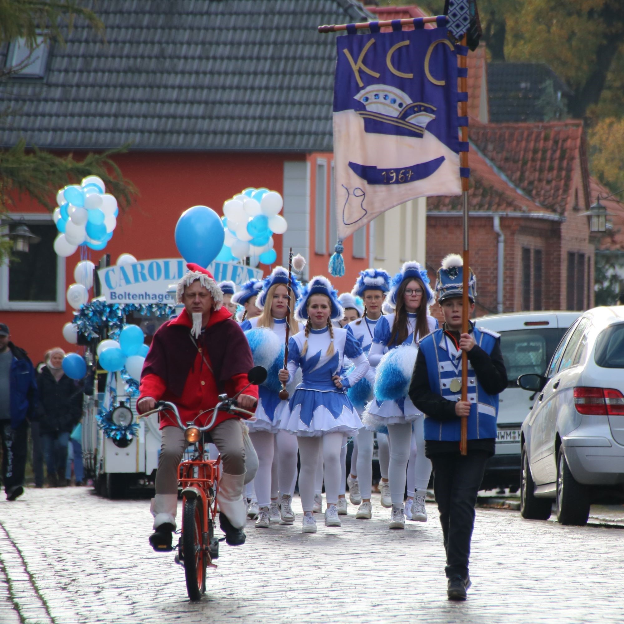 Festumzug des KCC durch Klütz